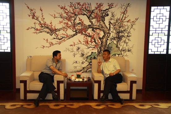 说明: C:\Users\lenovo\Documents\My RTX Files\akzhangpei\2012.6.7人行傅行长\2012.6.7人行傅行长\IMG_7990.JPG